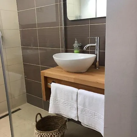 Pensiunea Piscul Cainelui לינה וארוחת בוקר סינאיה